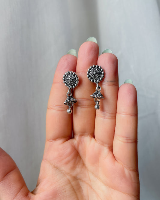 Small junkhas earrings