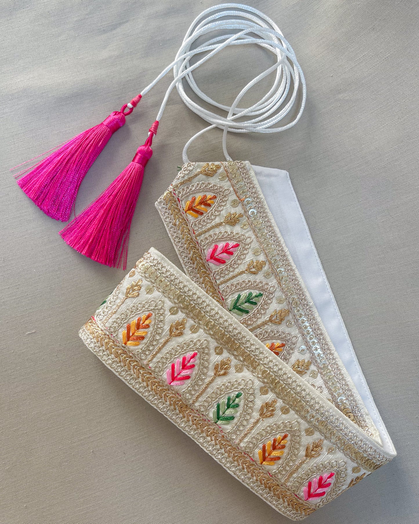 Ceinture bohème brodée