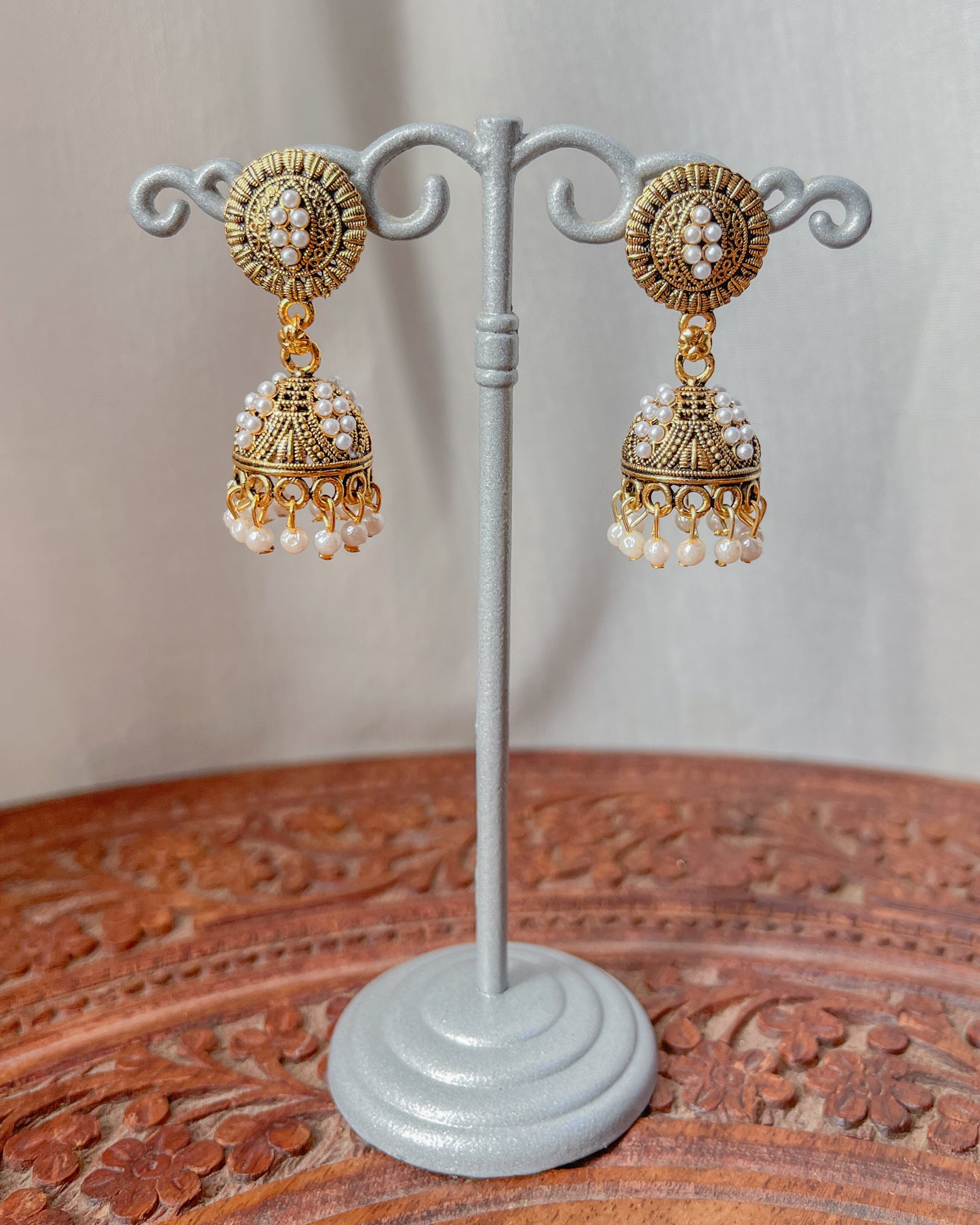 Jhumkas dorées