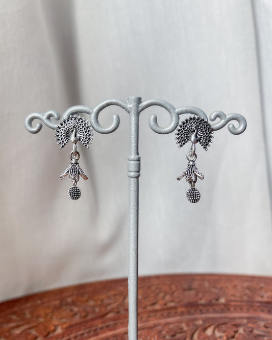 Small junkhas earrings