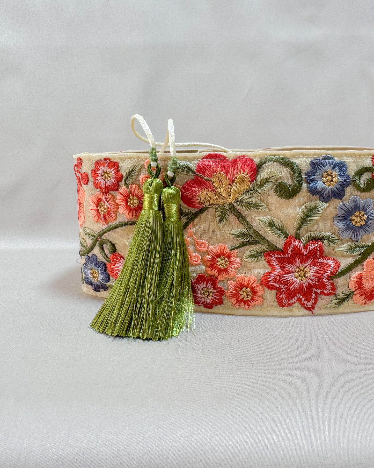 Ceinture bohème brodée