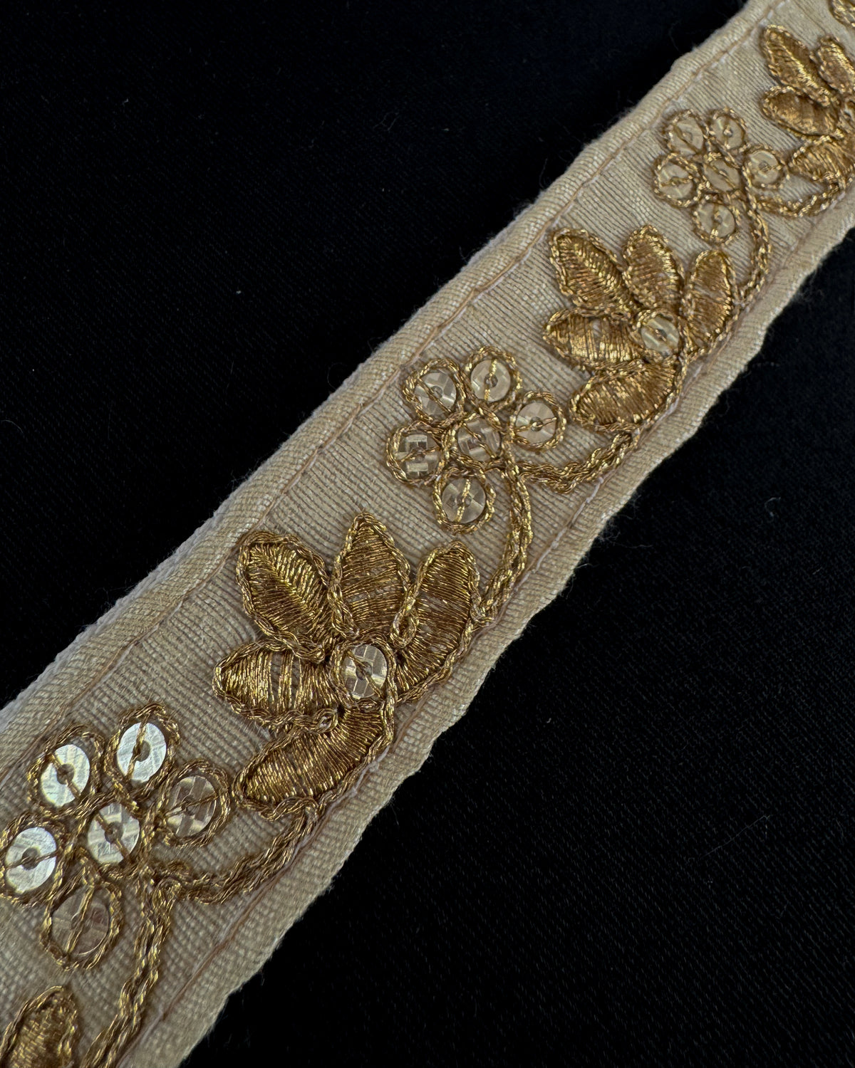 Golden embroidered choker