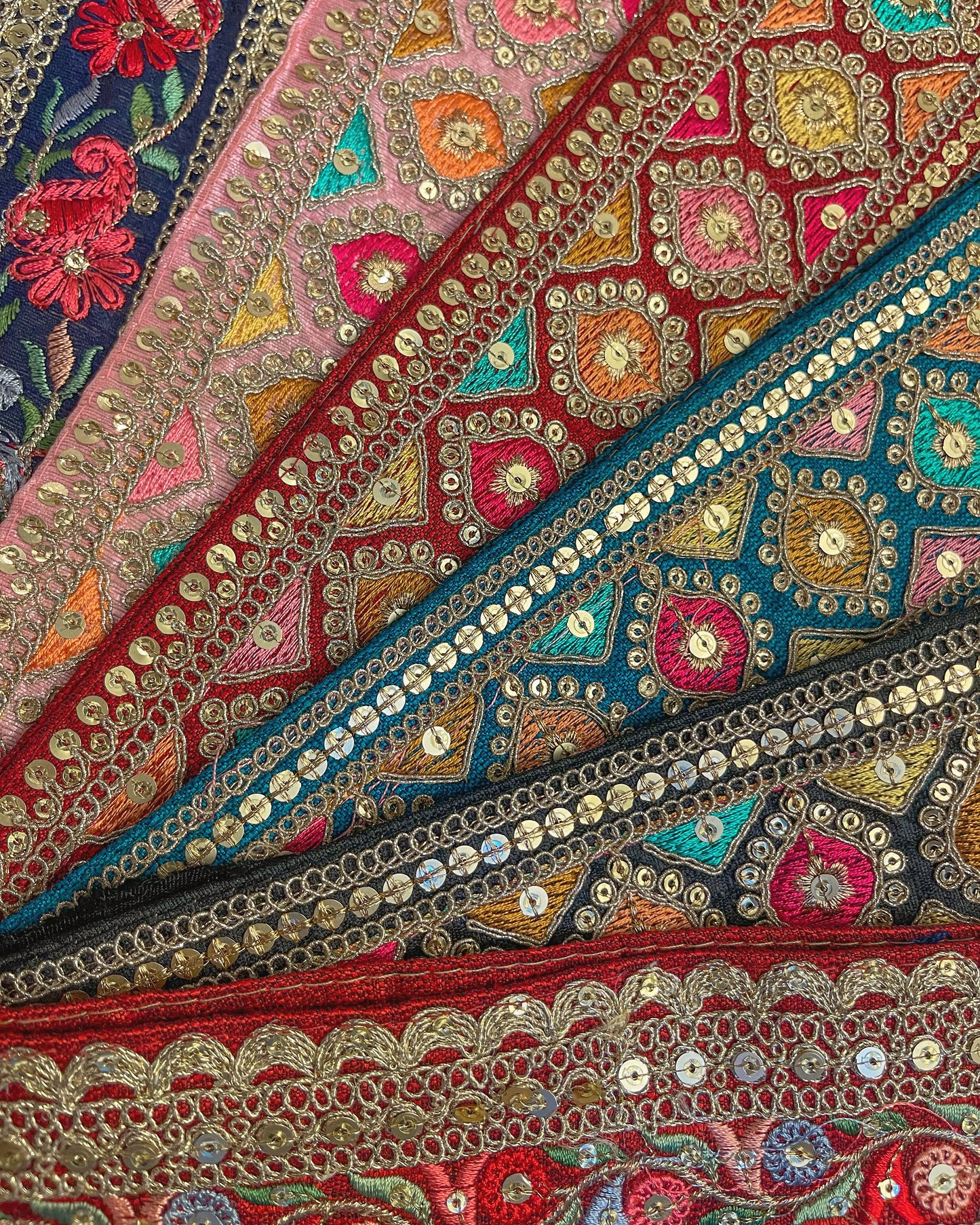 Ceinture bohème brodée