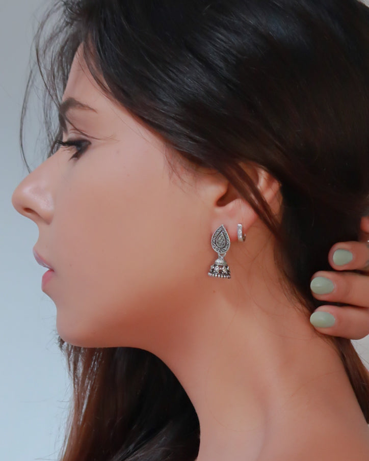 Petites boucles argentées bohèmes