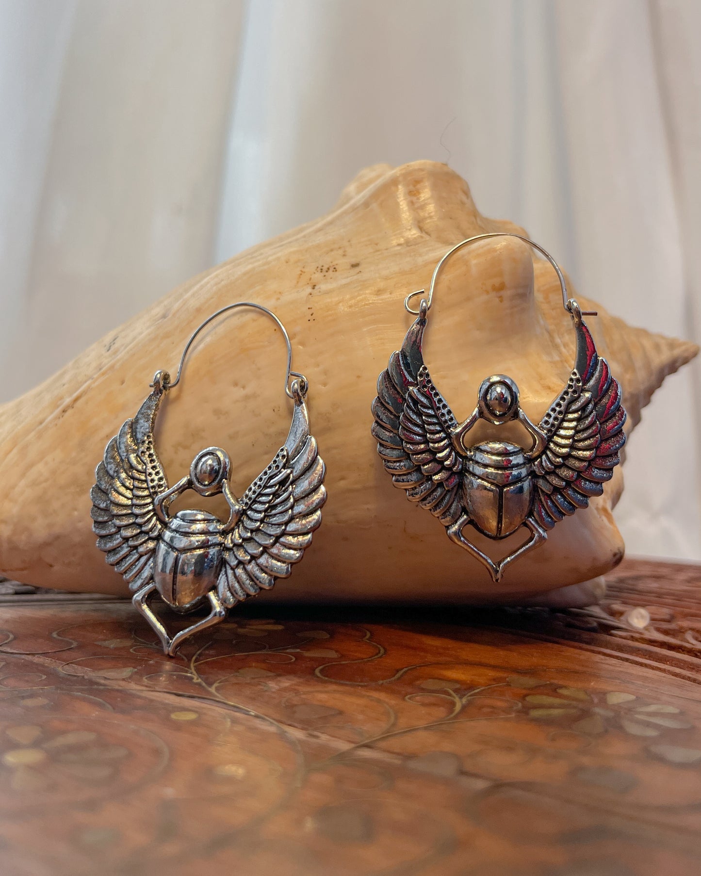 Silver Scarab Earrings – Egyptian
