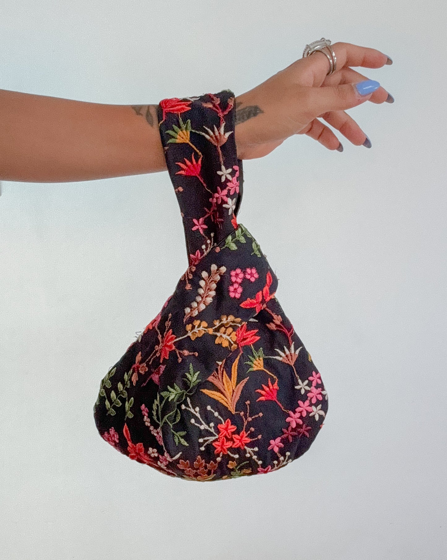 Handmade Embroidered Knot Bag | Black garden