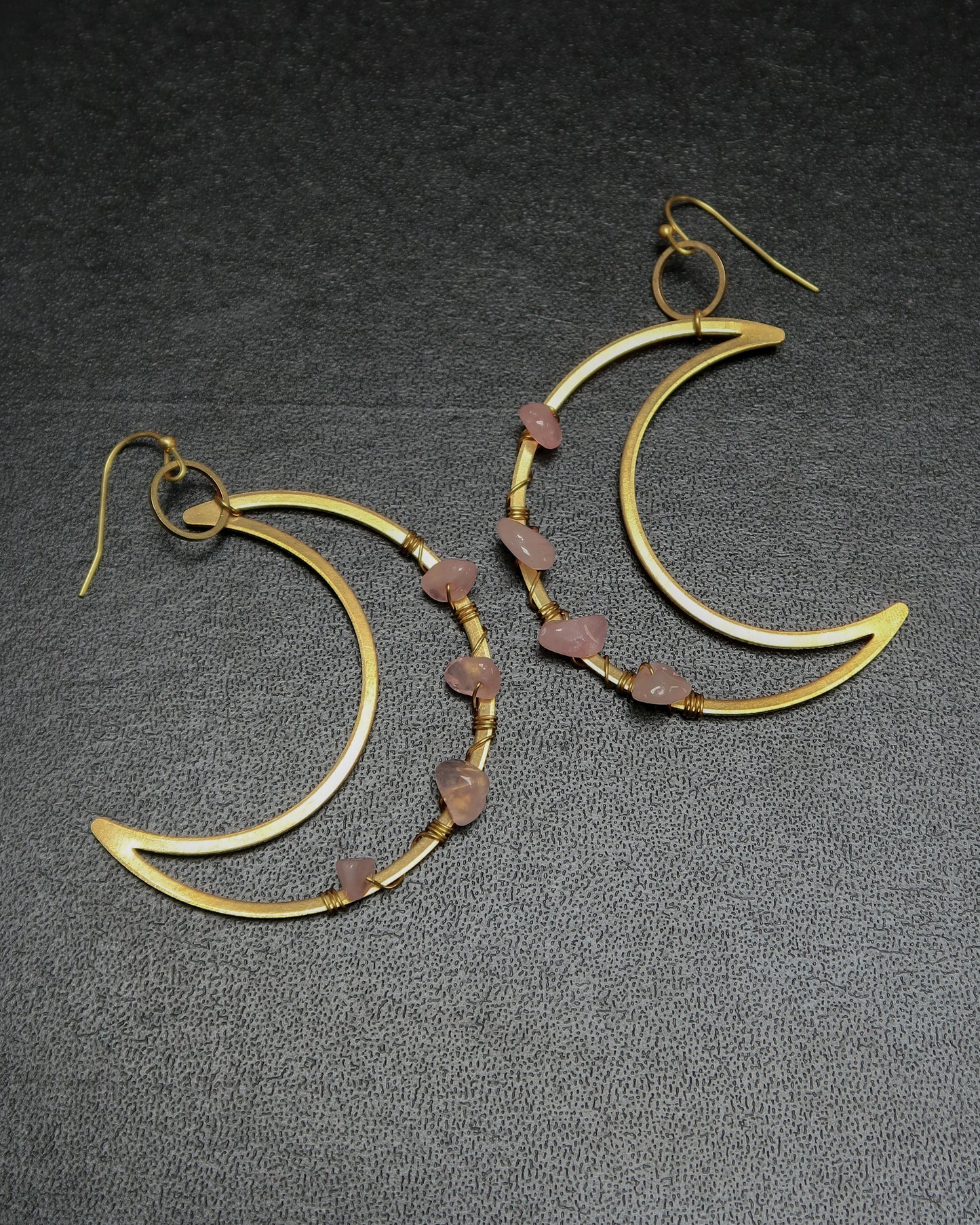 Moon rose quartz golden earrings