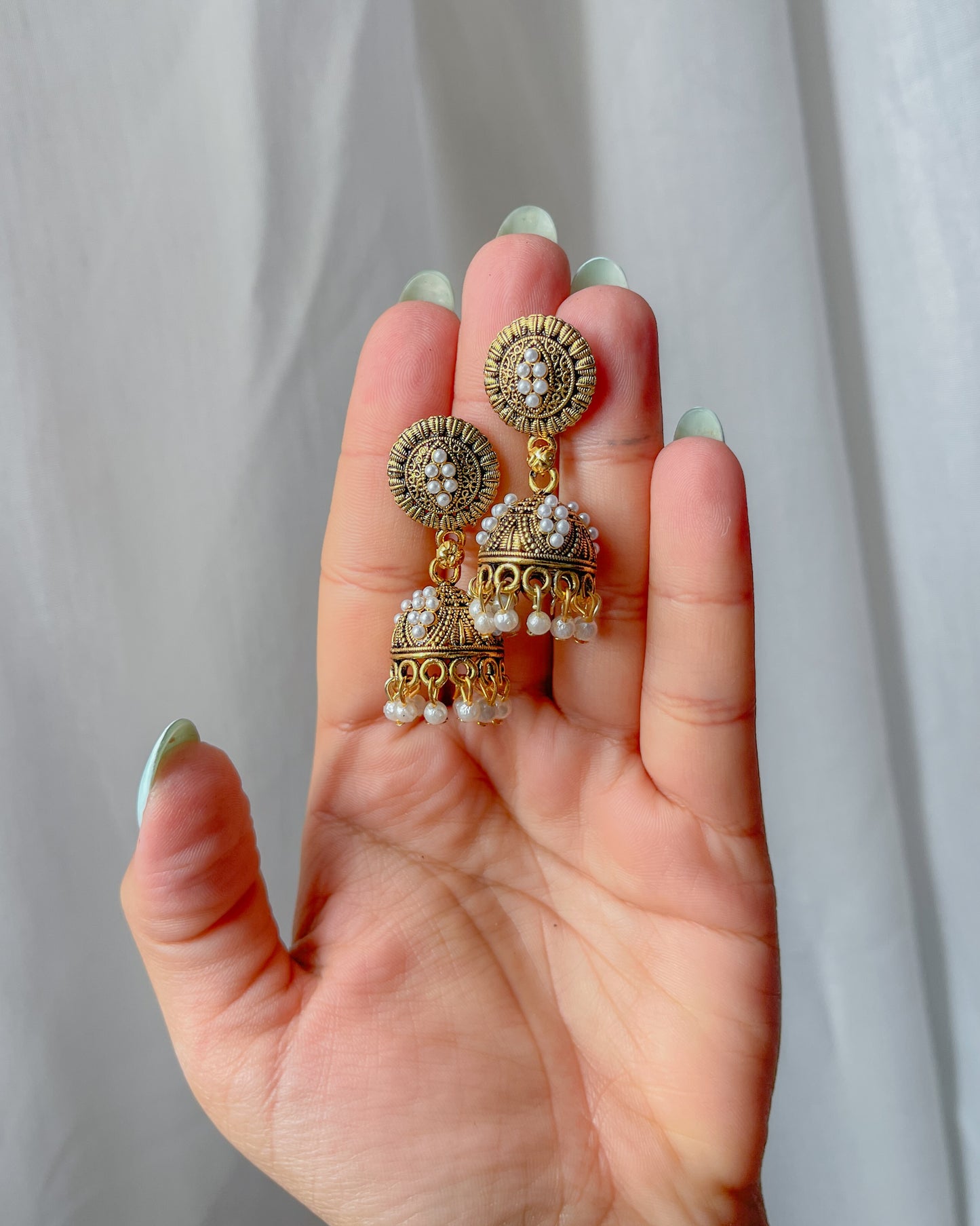 Jhumkas dorées 