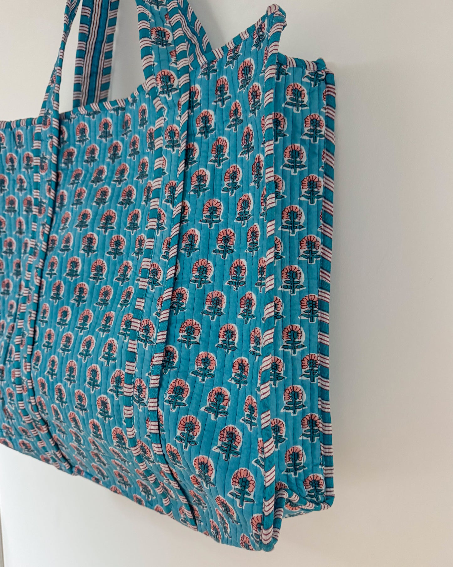 Blue flowers l Big tote bag in quilted cotton