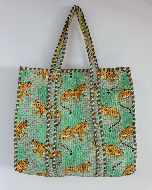 Green Tiger l Big tote bag in quilted cotton