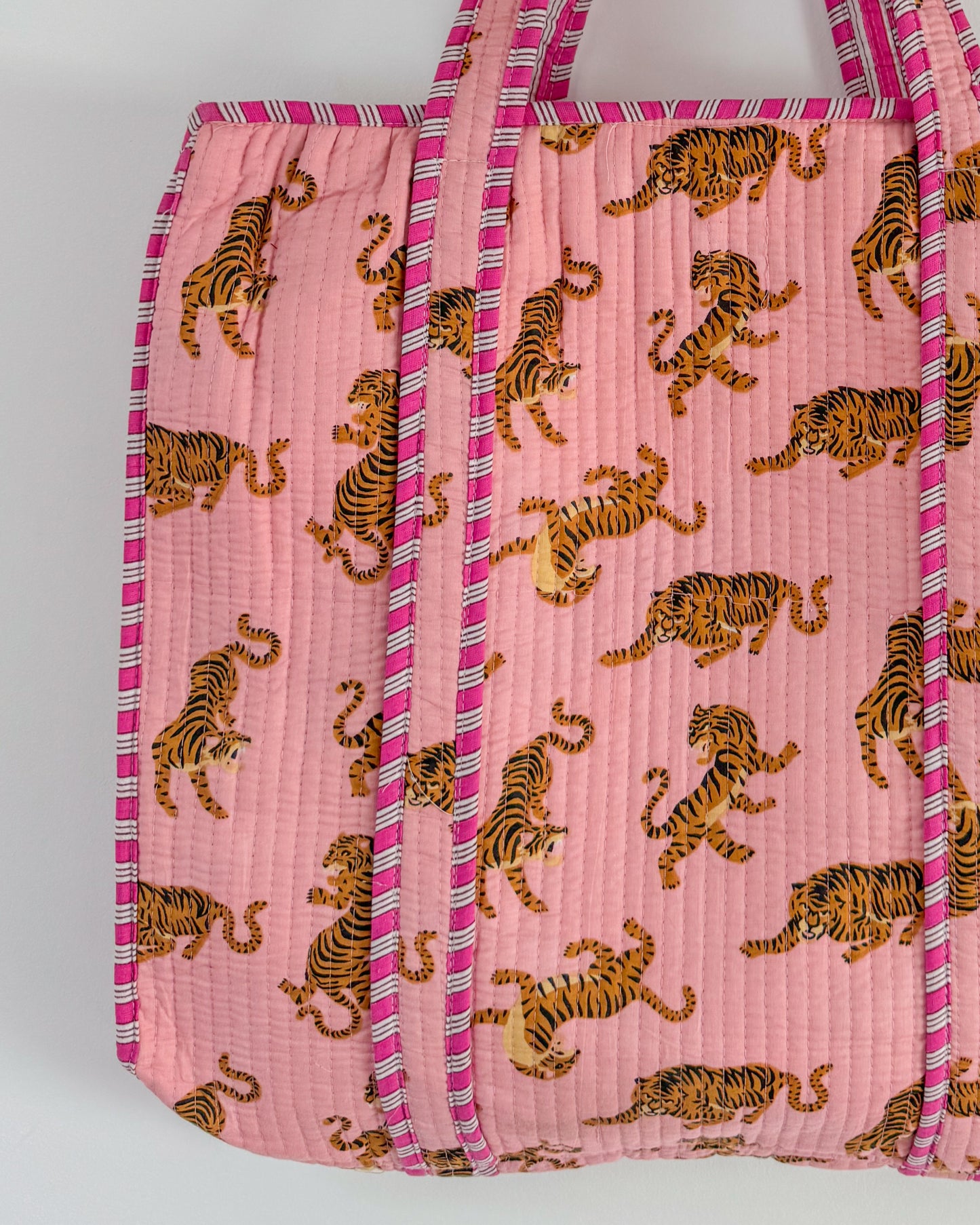 Light pink tiger l Big tote bag in quilted cotton