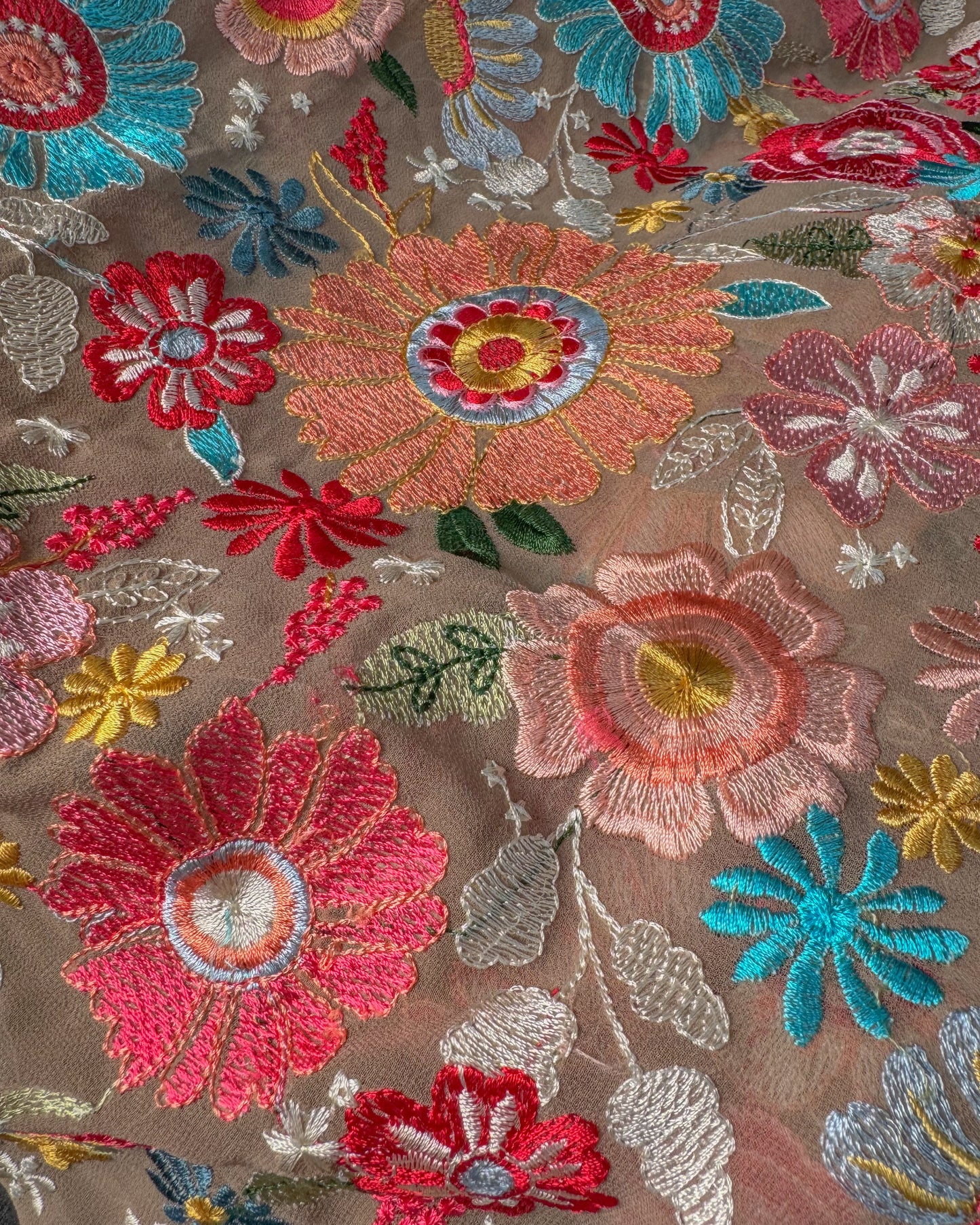 Handmade Embroidered Knot Bag | Beige garden