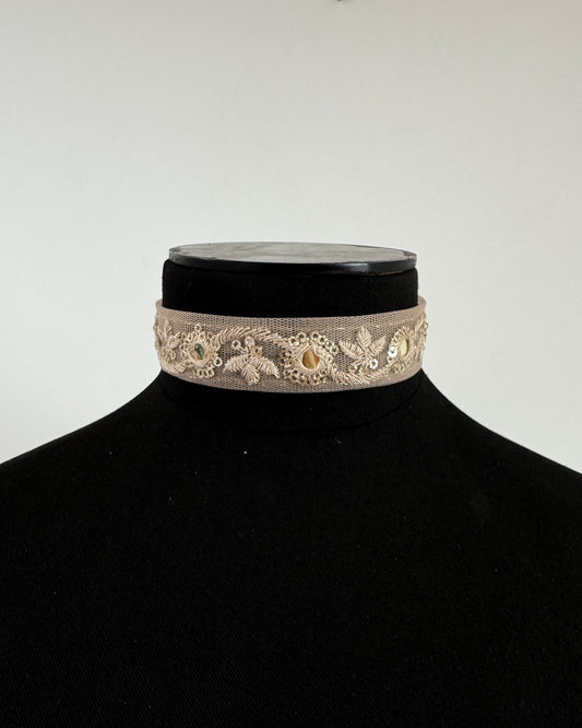 Golden lace embroidered choker