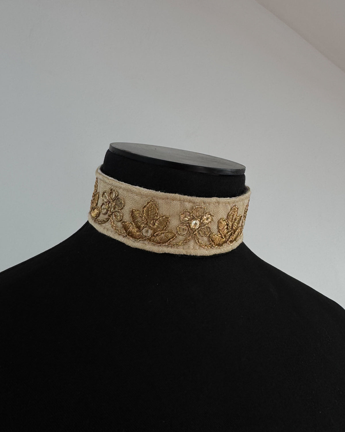 Golden embroidered choker