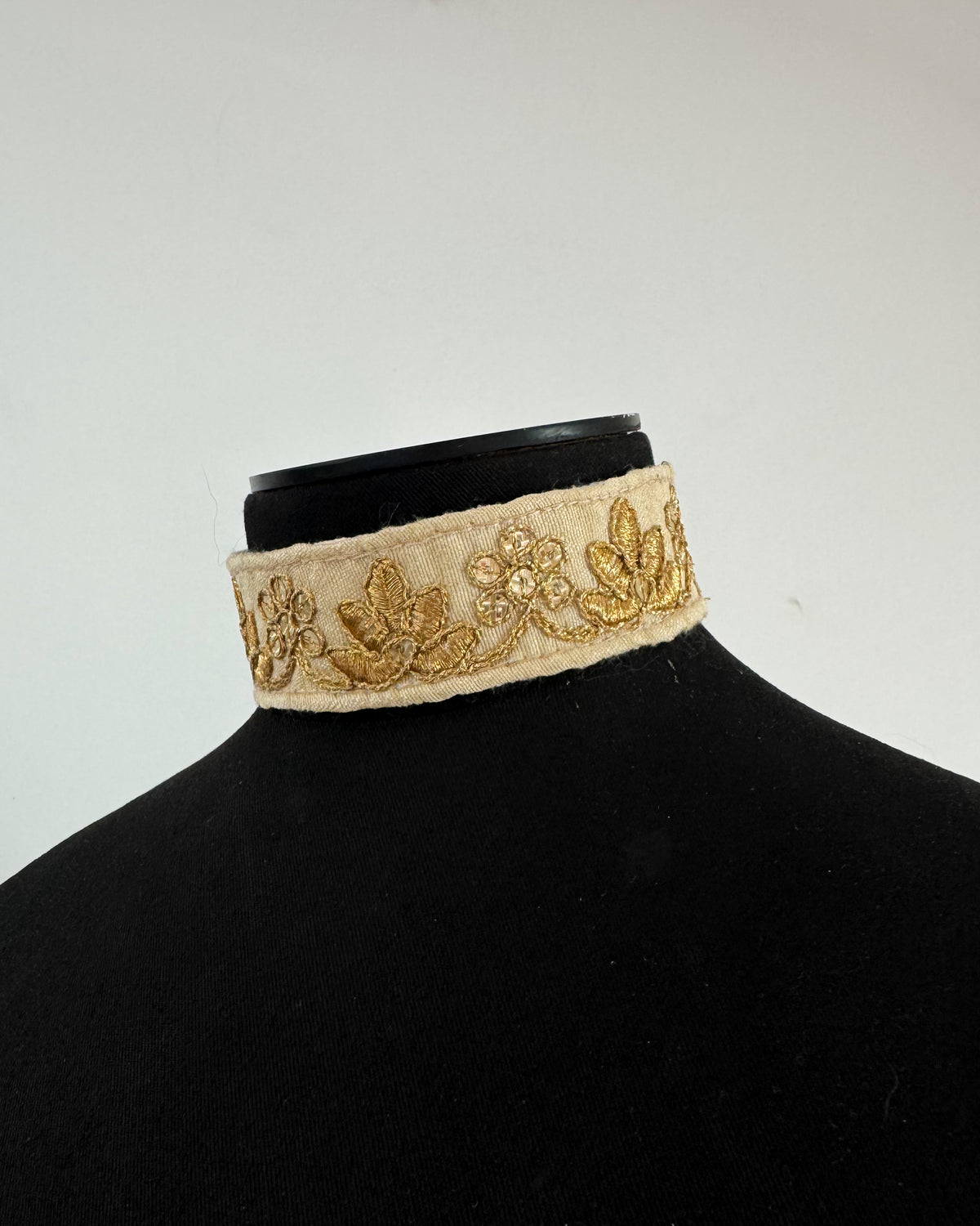 Golden embroidered choker