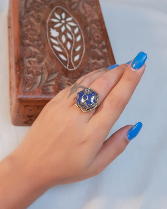 Big tibetan stone ring | Dark blue