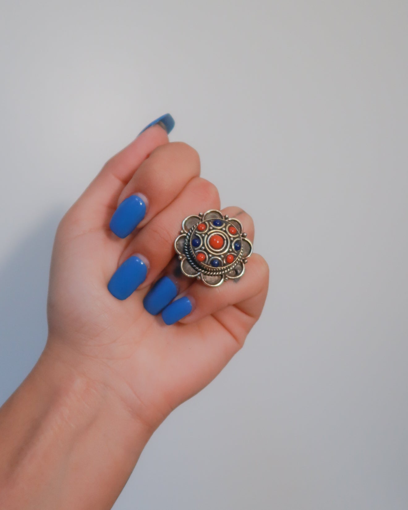 Big tibetan stone ring | Floral dark blue and red