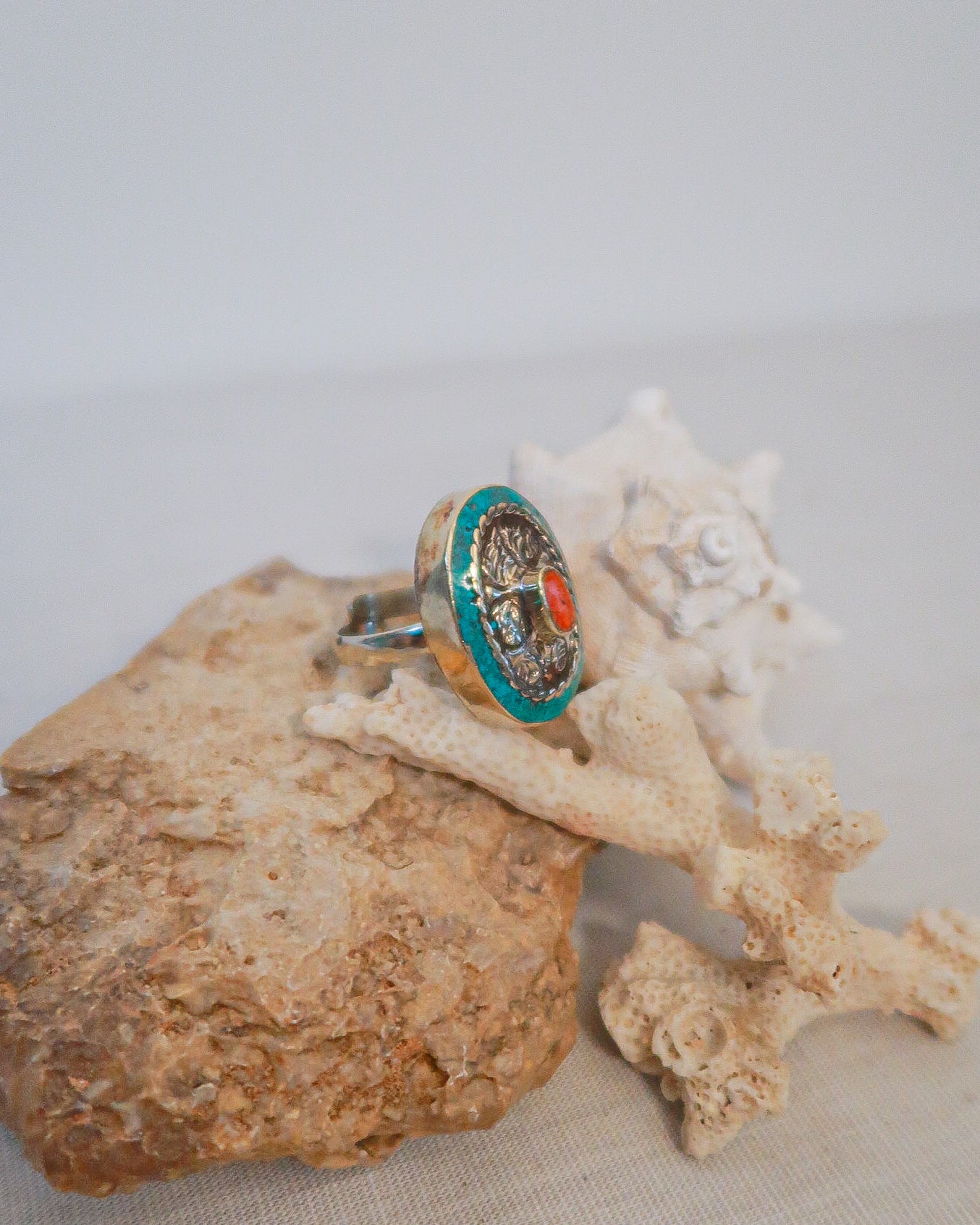 Big tibetan stone ring | Turquoise and orange