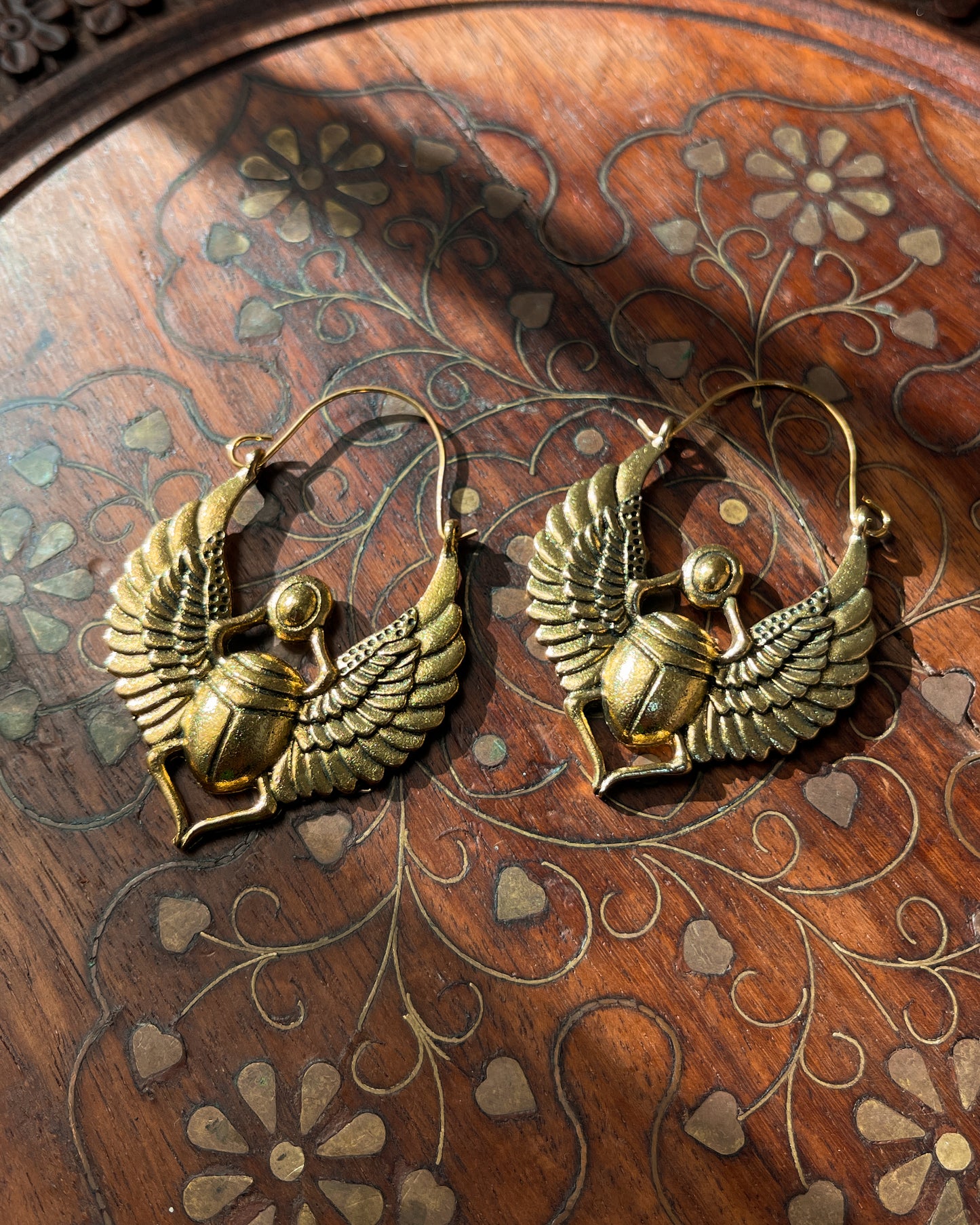 Golden egyptian earrings